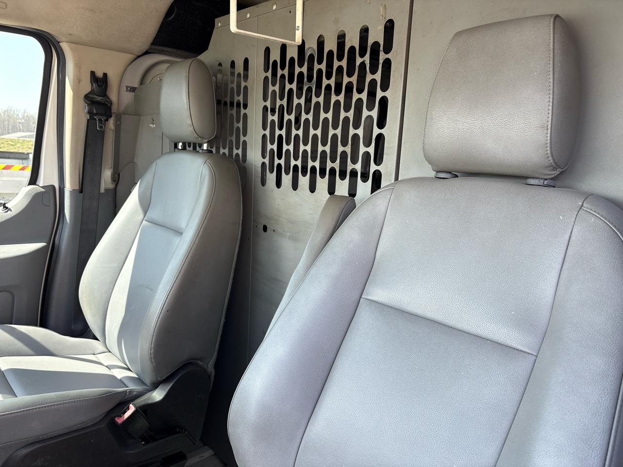 Used 2016 Ford Transit 250 - photo 21