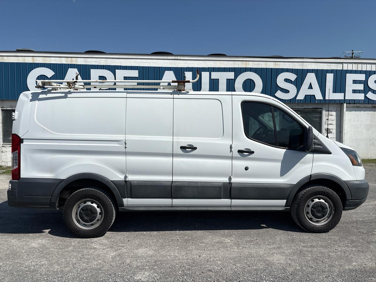 Used 2016 Ford Transit 250 - photo 9