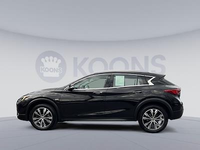 Used 2017 Infiniti QX30 - photo 1