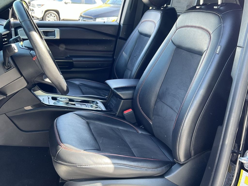 Used 2023 Ford Explorer - photo 7