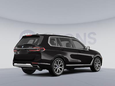 Used 2025 BMW X7 - photo 1