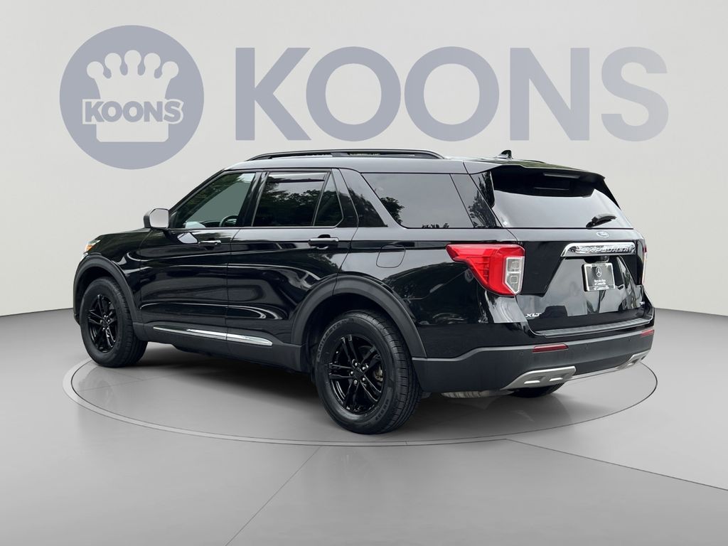 Used 2020 Ford Explorer - photo 2