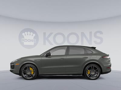 Used 2021 Porsche Cayenne - photo 1