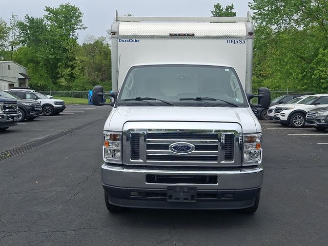 Used 2023 Ford E-450 - photo 3