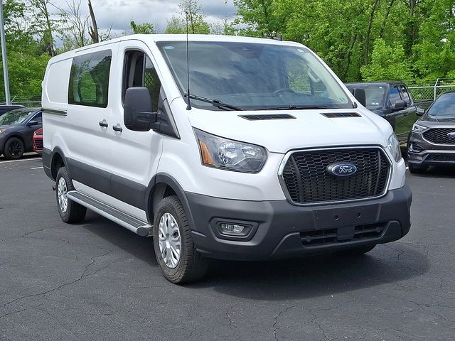 Used 2024 Ford Transit 250 - photo 2