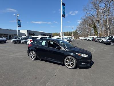 2017 Ford Focus FWD Hatchback for sale #P73853S - photo 1
