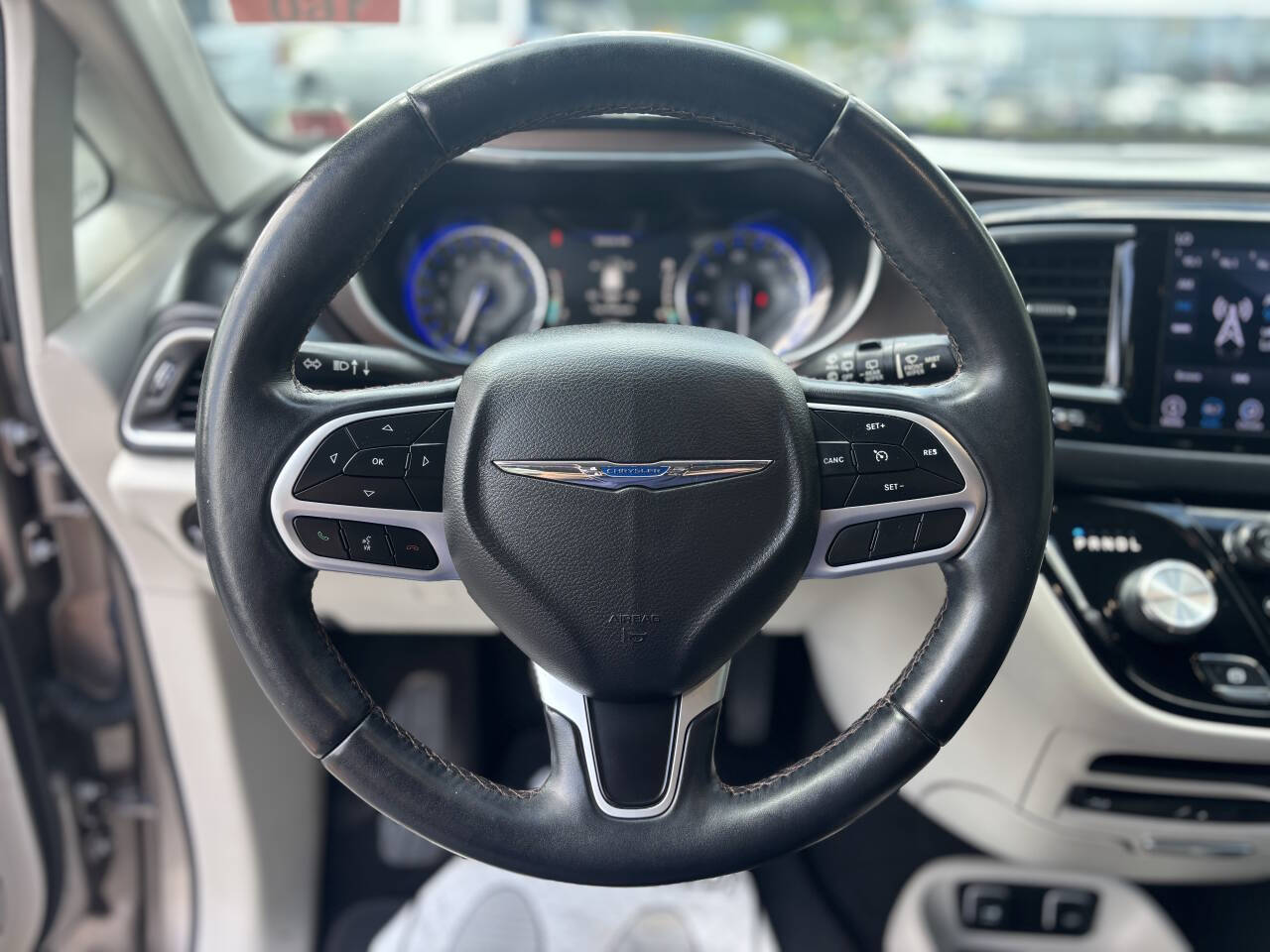 Used 2018 Chrysler Pacifica - photo 14
