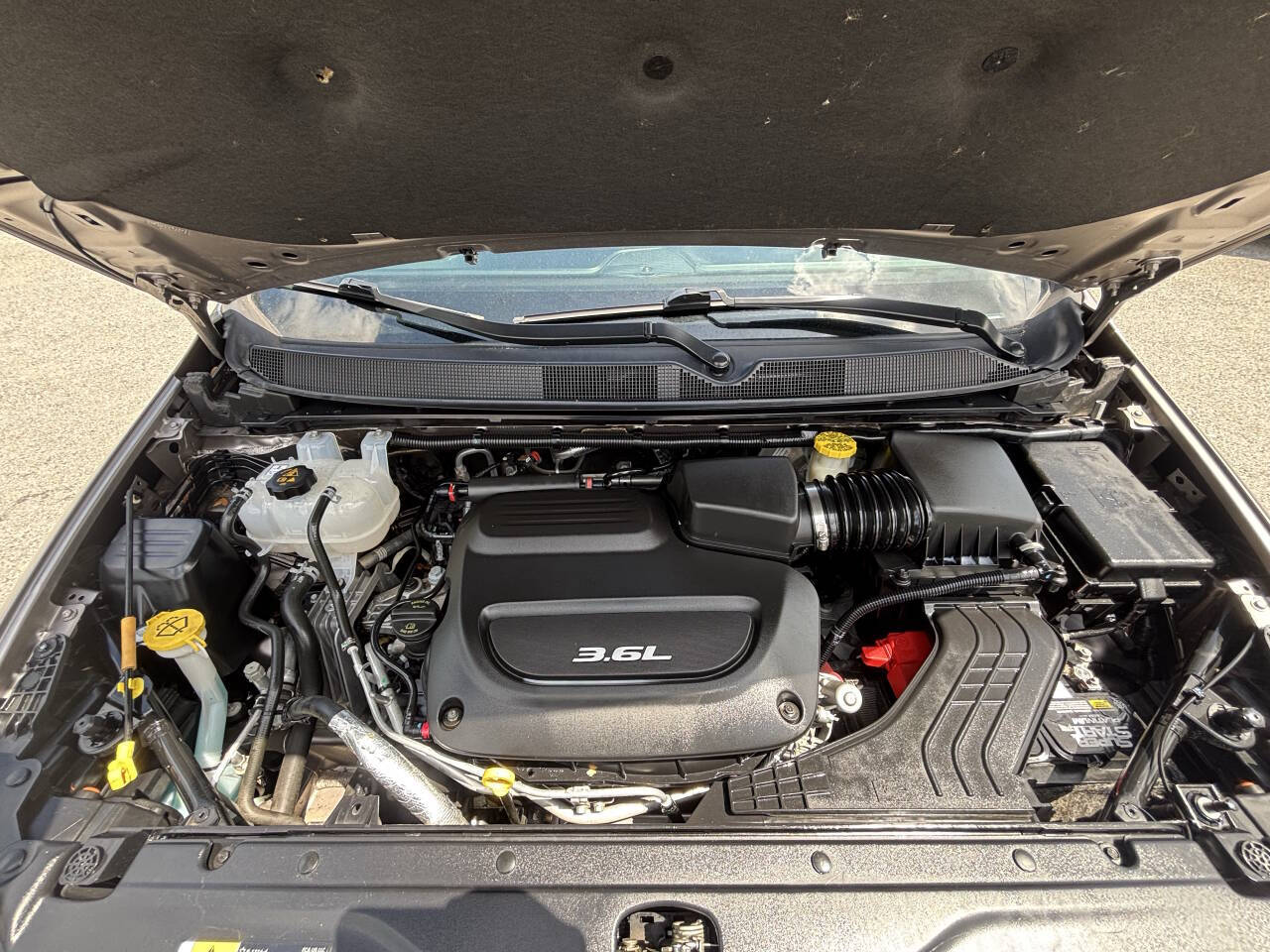 Used 2018 Chrysler Pacifica - photo 23