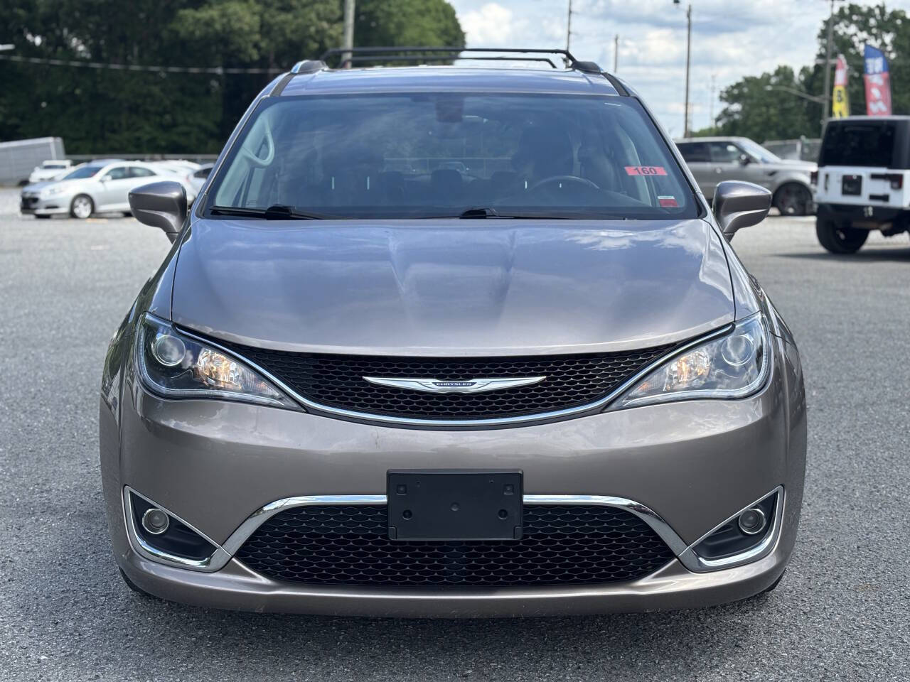 Used 2018 Chrysler Pacifica - photo 5