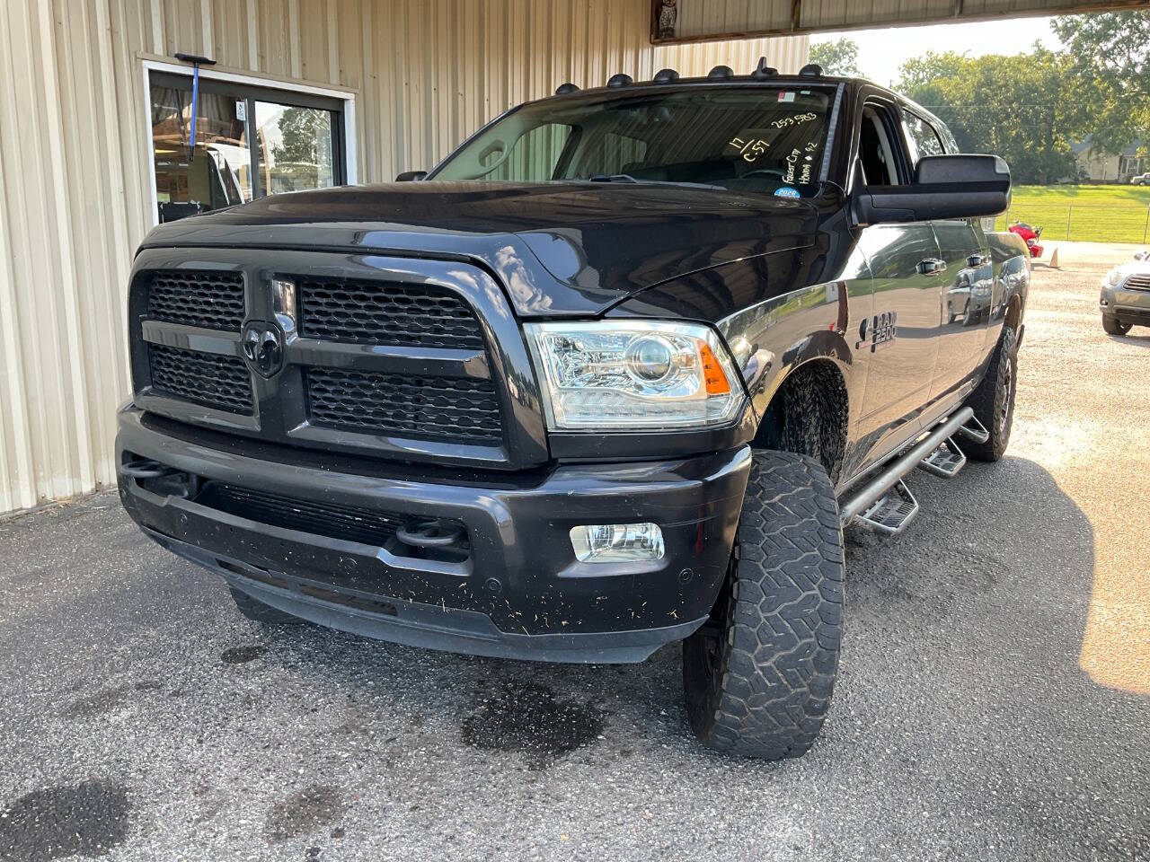 Used 2017 Ram 2500 - photo 2
