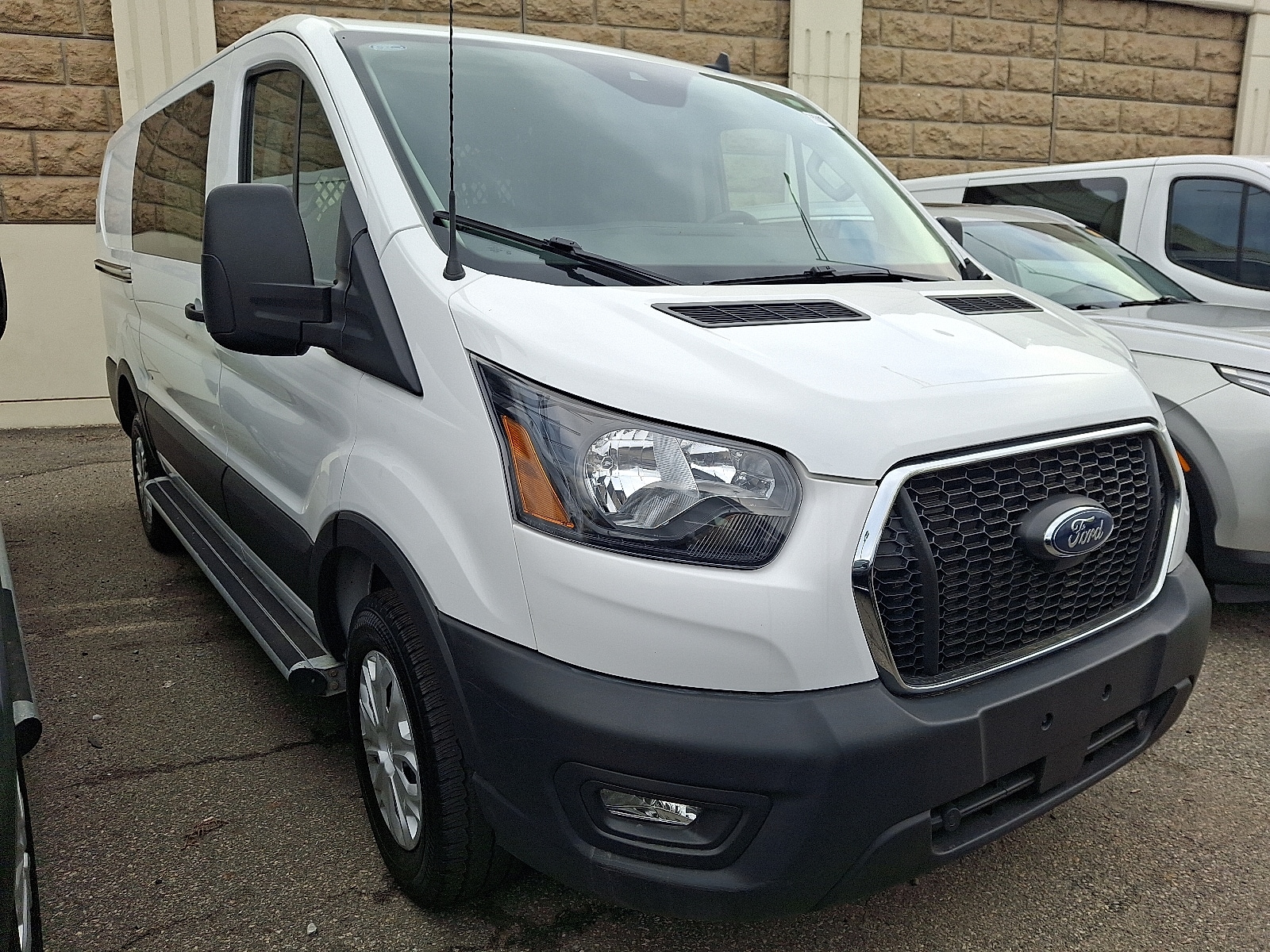 Used 2024 Ford Transit 250 - photo 6