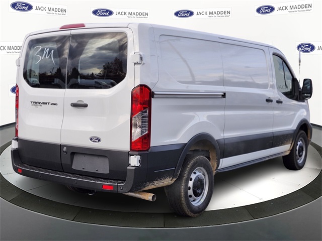 New 2026 Ford Transit 250 - photo 8
