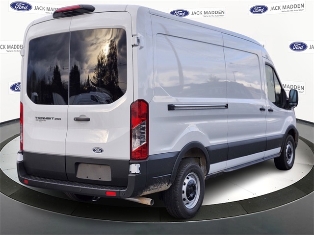 New 2026 Ford Transit 250 - photo 8