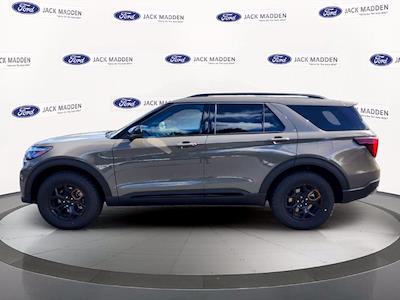 2027 Ford Explorer 4WD SUV for sale #11854 - photo 2