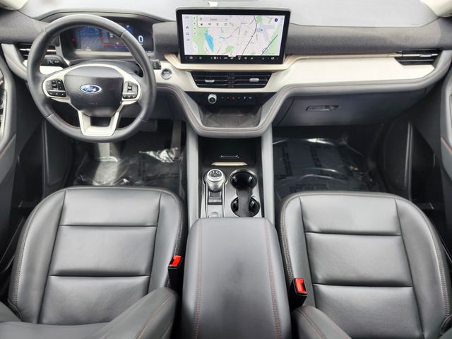 Used 2025 Ford Explorer - photo 13