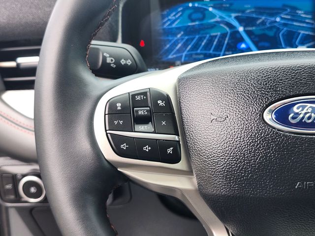 Used 2025 Ford Explorer - photo 32