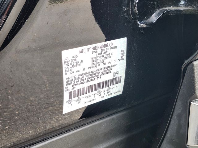 Used 2025 Ford Explorer - photo 38