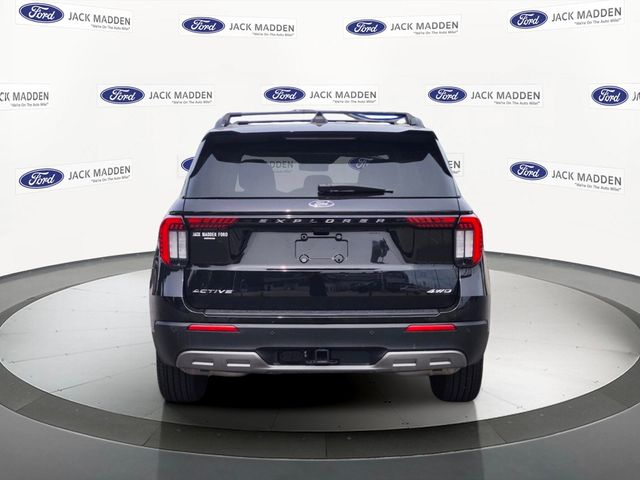 Used 2025 Ford Explorer - photo 5