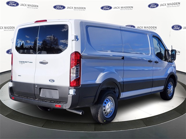 New 2026 Ford Transit 250 - photo 8