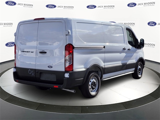 New 2026 Ford Transit 150 - photo 8
