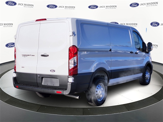New 2026 Ford Transit 250 - photo 8