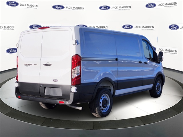 New 2026 Ford Transit 250 - photo 7