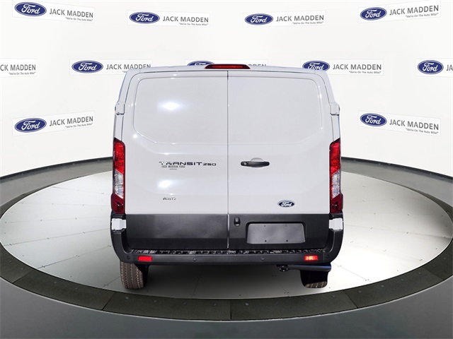 New 2026 Ford Transit 250 - photo 7