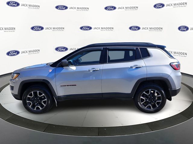 Used 2019 Jeep Compass - photo 2