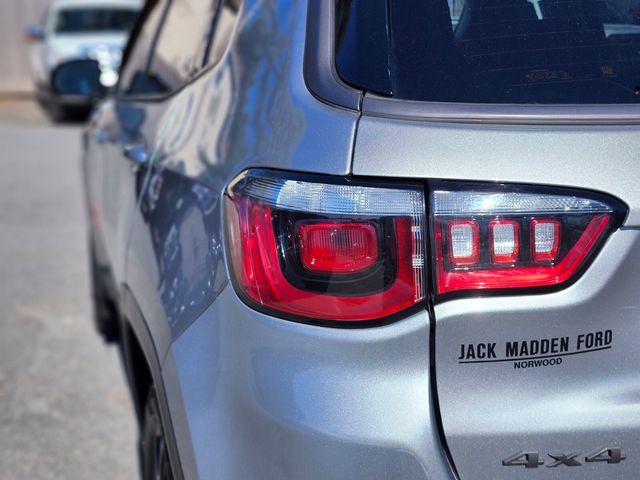 Used 2019 Jeep Compass - photo 11