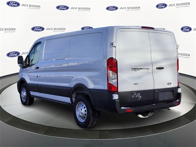 New 2026 Ford Transit 250 - photo 5