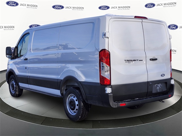 New 2026 Ford Transit 250 - photo 5