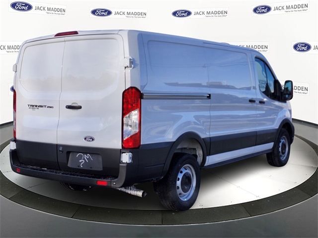 New 2026 Ford Transit 250 - photo 8
