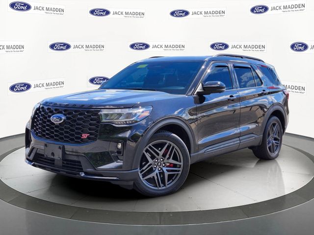 Used 2025 Ford Explorer - photo 1