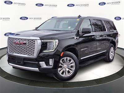 Used 2023 GMC Yukon XL - photo 1
