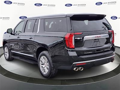 Used 2023 GMC Yukon XL - photo 1