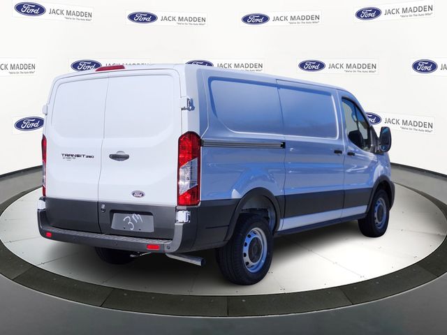 New 2026 Ford Transit 250 - photo 7