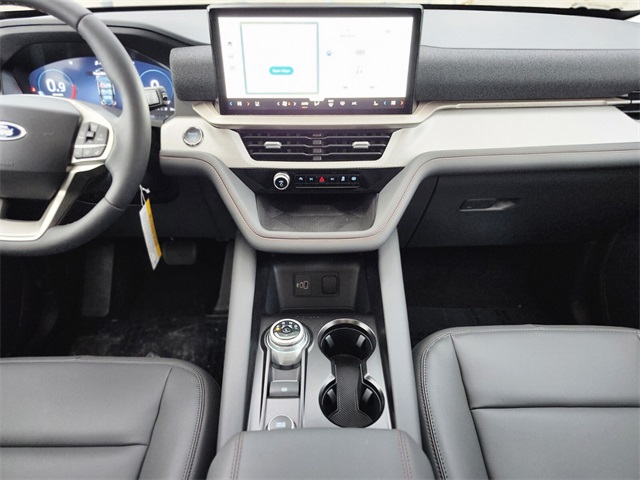 New 2026 Ford Explorer - photo 17