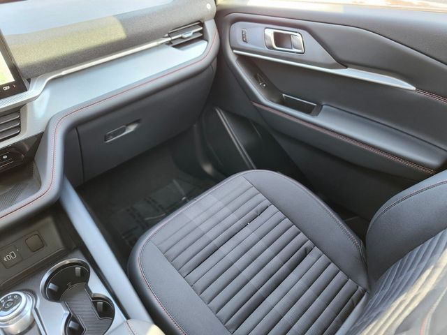 New 2026 Ford Explorer - photo 17