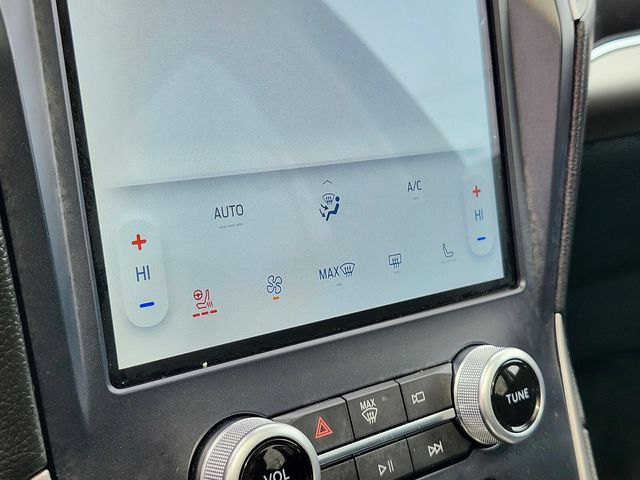 Used 2022 Ford Edge - photo 25