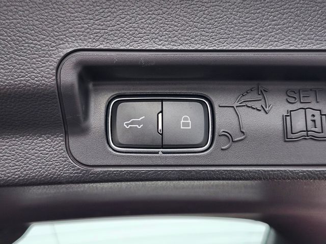Used 2022 Ford Explorer - photo 37
