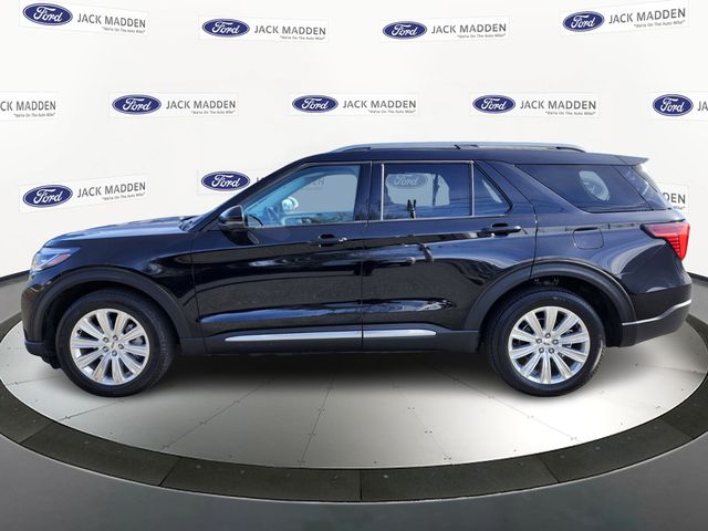 Used 2025 Ford Explorer - photo 2