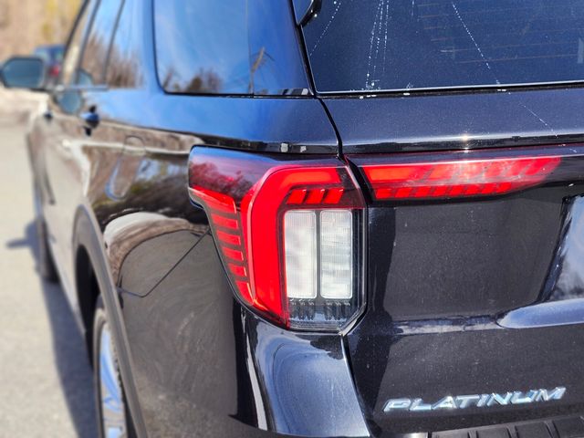 Used 2025 Ford Explorer - photo 11