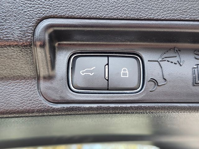 Used 2022 Ford Explorer - photo 37