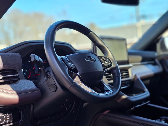 Used 2025 Ford Explorer - photo 23