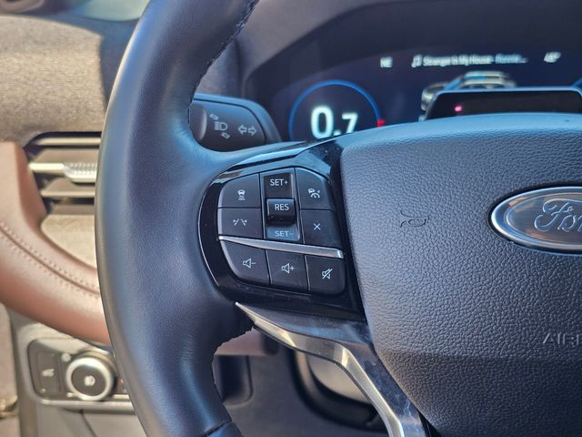Used 2025 Ford Explorer - photo 34