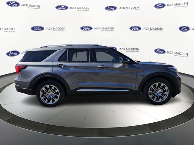Used 2025 Ford Explorer - photo 8
