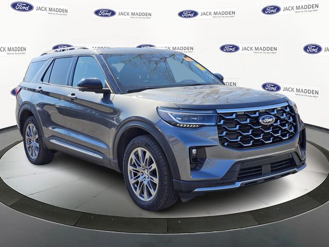 Used 2025 Ford Explorer - photo 9