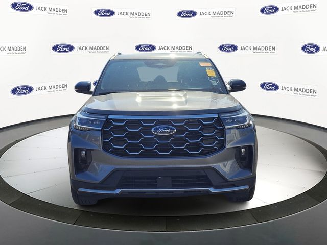 Used 2025 Ford Explorer - photo 10