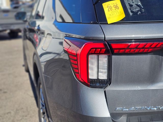 Used 2025 Ford Explorer - photo 11