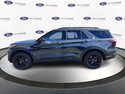 Used 2022 Ford Explorer - photo 2
